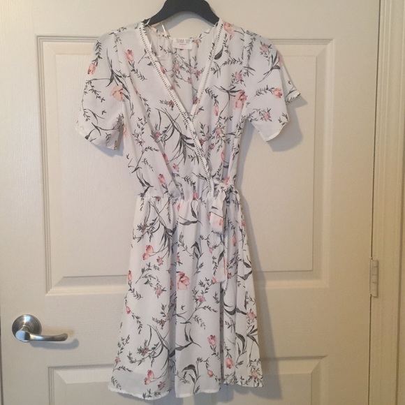 classy floral dresses